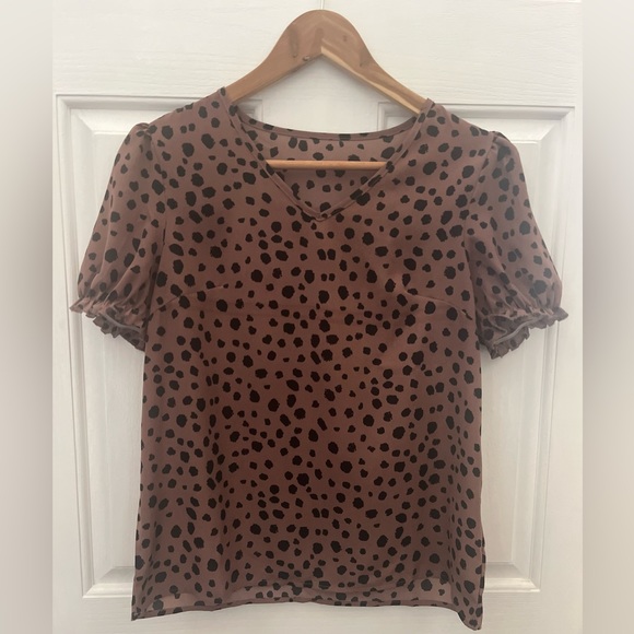 PRE-OWNED WOMEN'S ALLOVER PRINT PUFF SLEEVE BLOUSE- SMALL - Picture 1 of 5